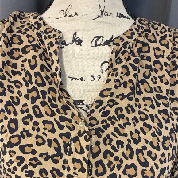 beachlunchlounge Leopard Print Button-Down Shirt - Tan & Black - Picture 6 of 9